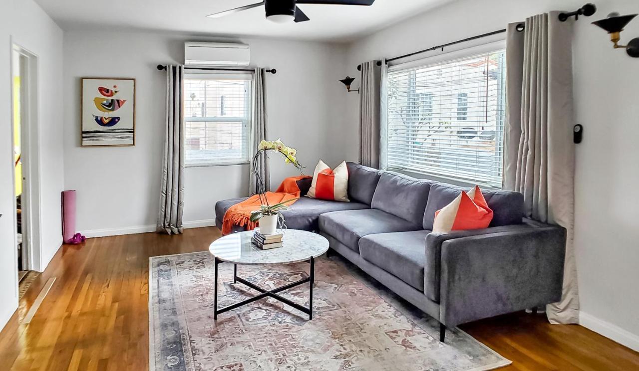 Private, Spacious With Sunny Patio Apartment Los Angeles