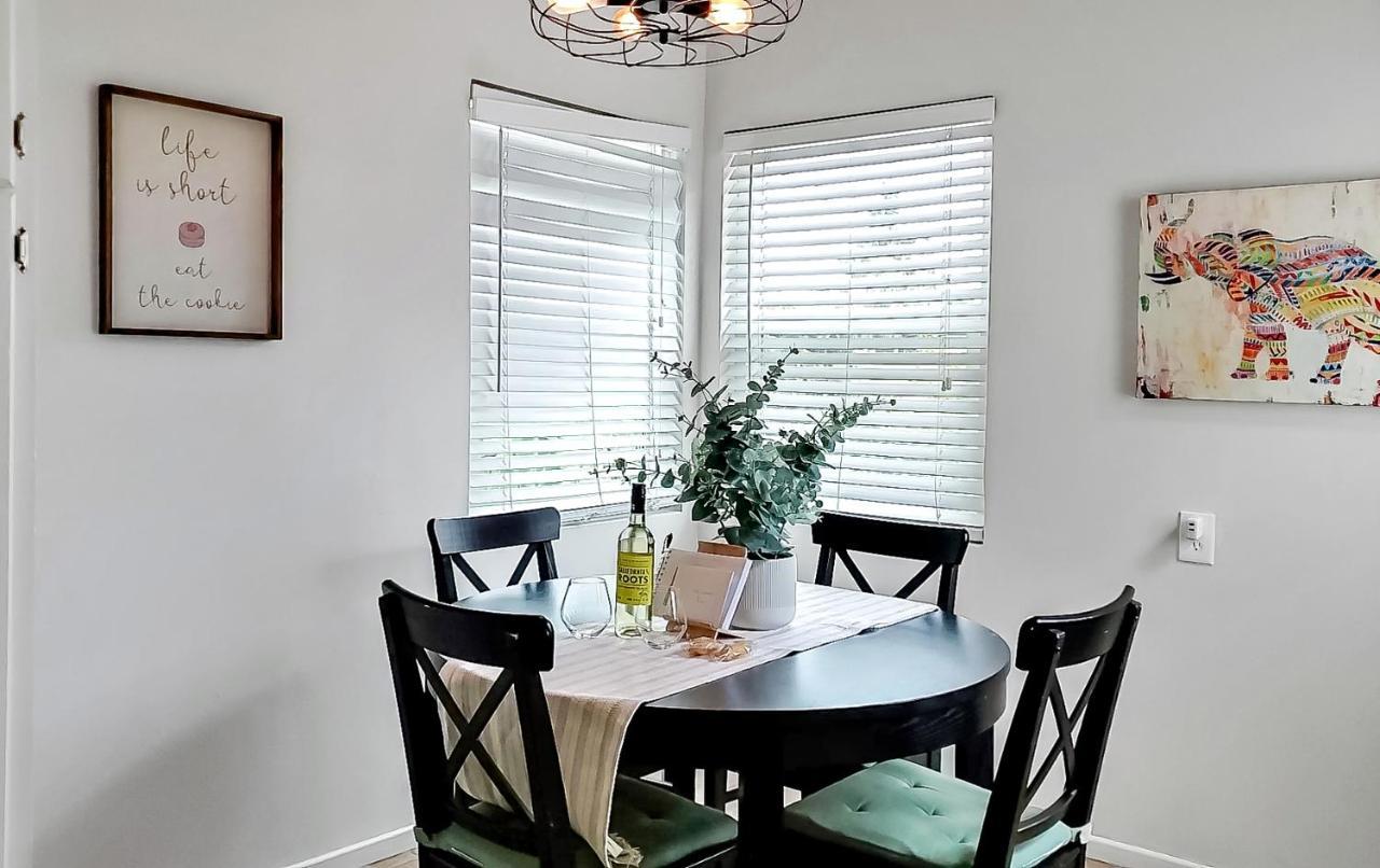 Private, Spacious With Sunny Patio Los Angeles